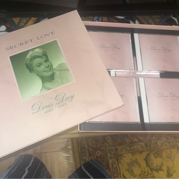 Doris Day Box Sets - Picture 3 of 11